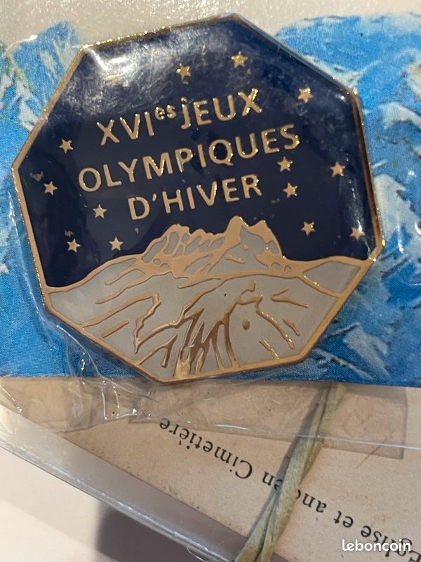 PINS Renault JEUX OLYMPIQUES HIVER ALBERVILLE 1992