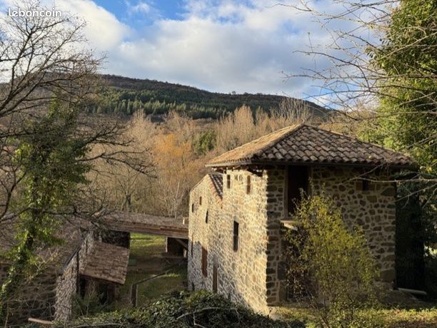 Moulin 7 pièces 210 m²
