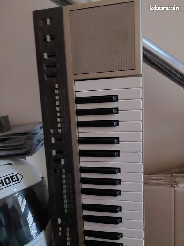 Yamaha ps 55 plus pied cadeaux (image 3)