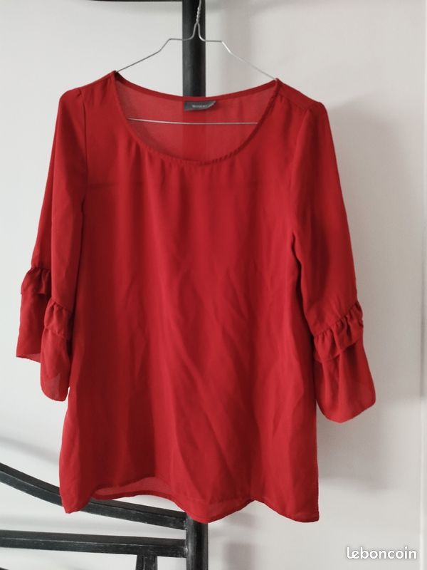 Blouse rouge (image 1)