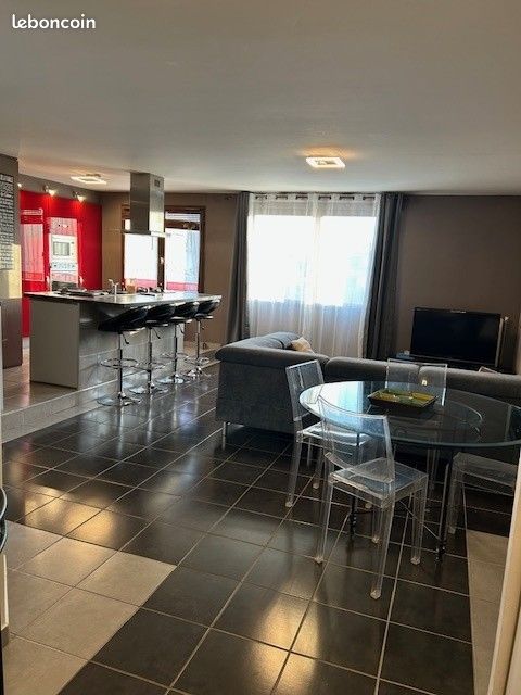 Appartement 3 pièces 75 m² · à Annecy · 75 m² · 1 500 €