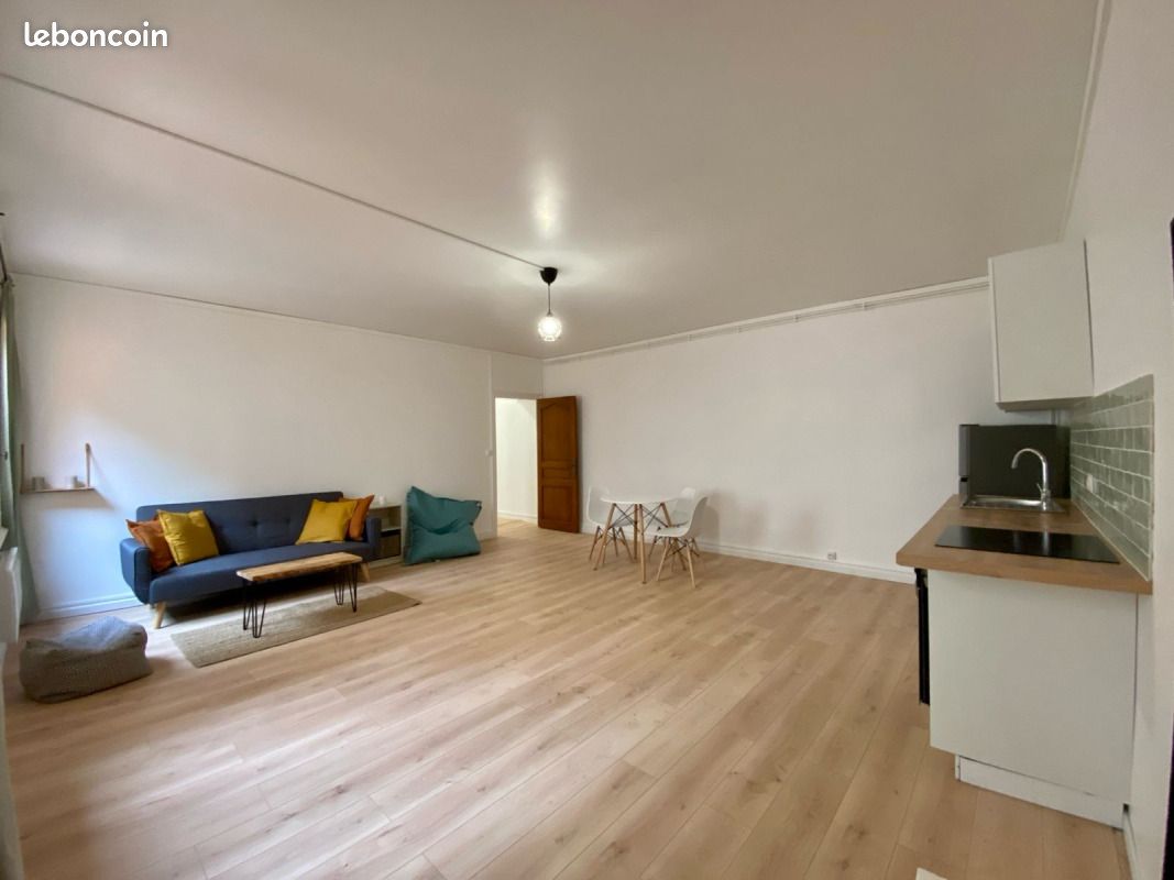 Appartement 2 pièces 60 m² · à Saint-Étienne · 60 m² · 590 €