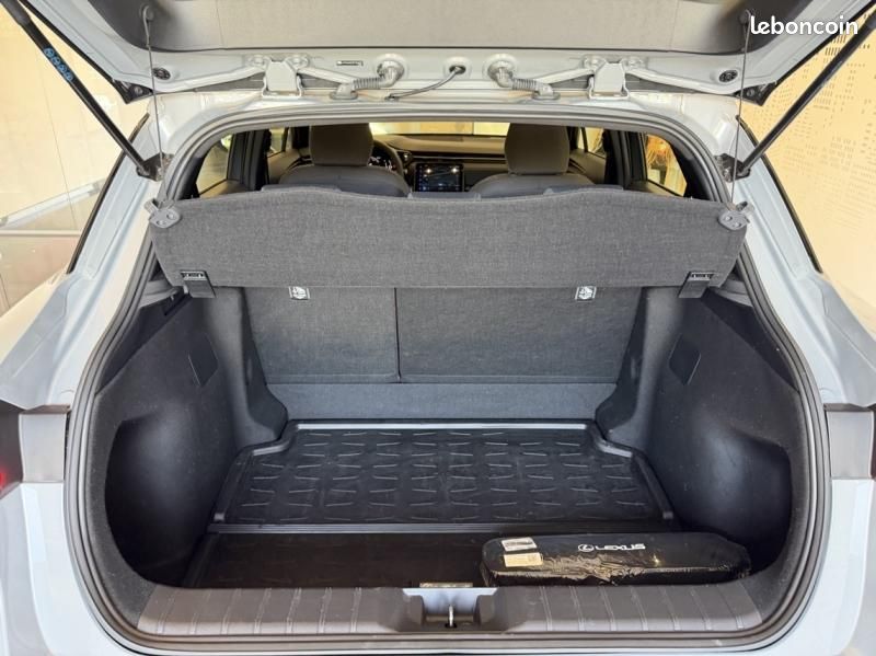 Lexus LBX 1.5 136ch 2WD (image 10)