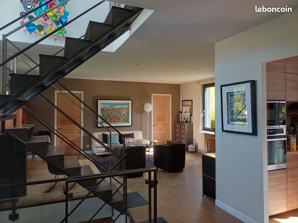Maison 6 pièces 160 m² · à Bron · 160 m² · 835 000 €