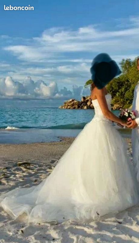 À vendre robe de mariée occasion princesse en tulle Vêtements