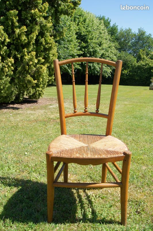 Chaise paillée (image 1)