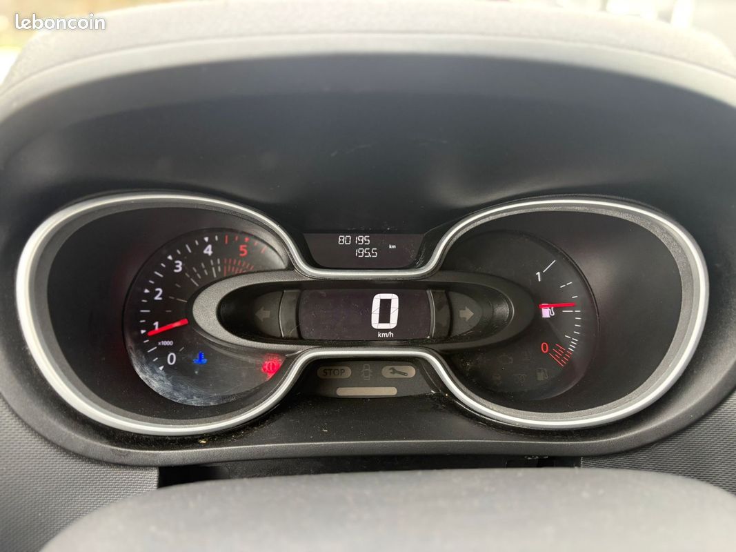 Renault trafic cabine approfondie l2h1 1200 kg dci 170 grand confort (image 15)