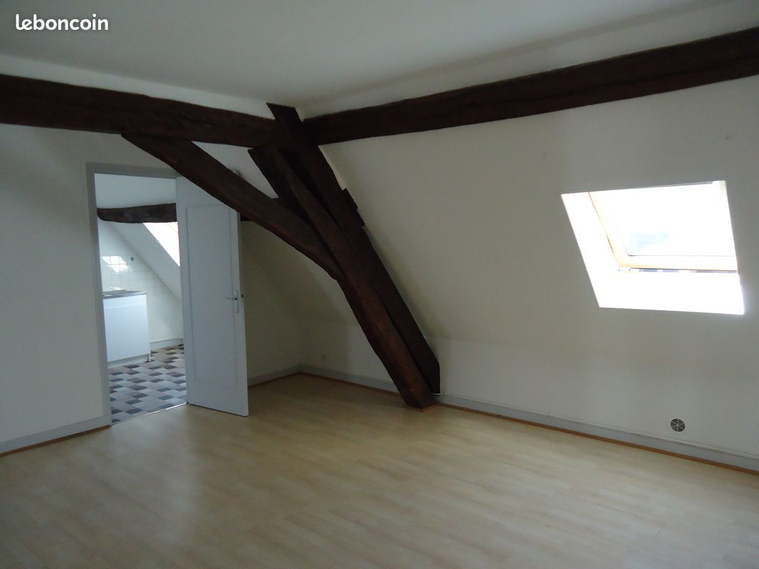 Appartement 2 pièces 40 m² · à Vierzon · 40 m² · 365 €