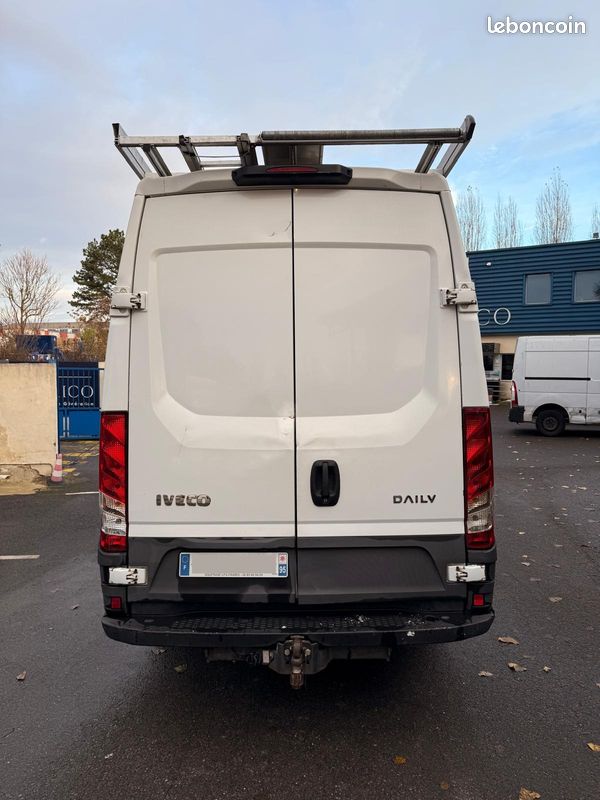 Iveco daily 35c14 avec la galerie sur le toit (image 3)