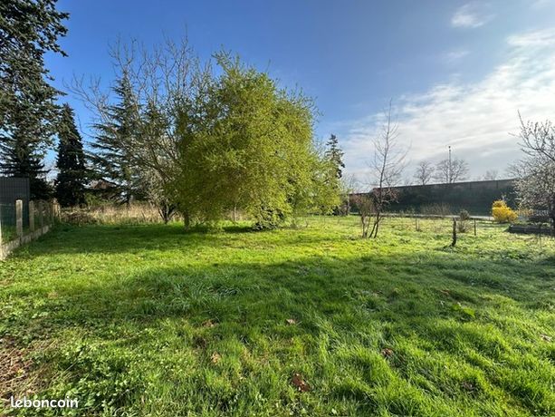 Charmante maisonnette avec terrain divisible et constructible