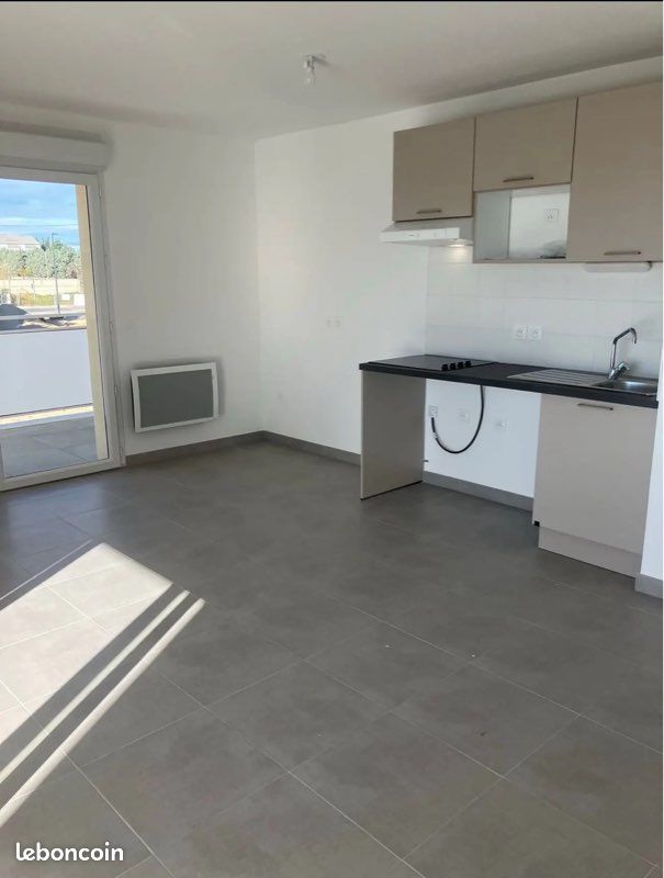Appartement 4 pièces 76 m² · à Arles · 76 m² · 984 €