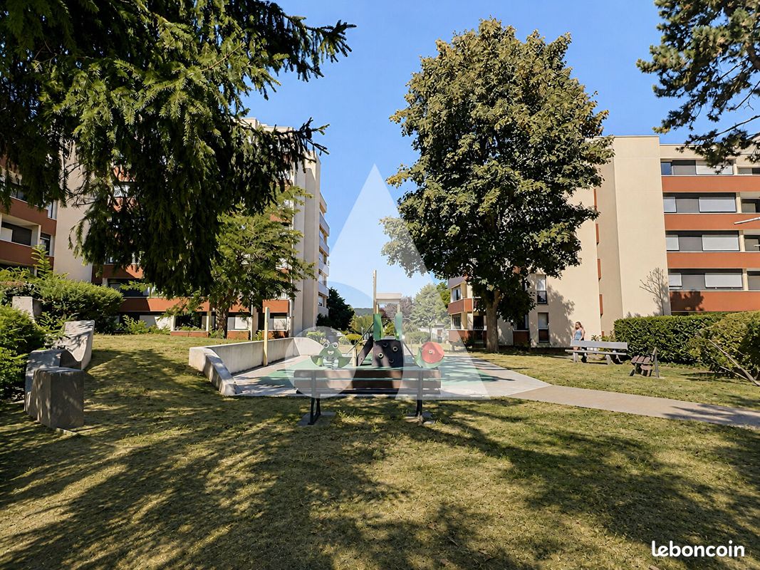 Appartement 3 pièces 68 m² · à Le Plessis-Bouchard · 68 m² · 210 000 €