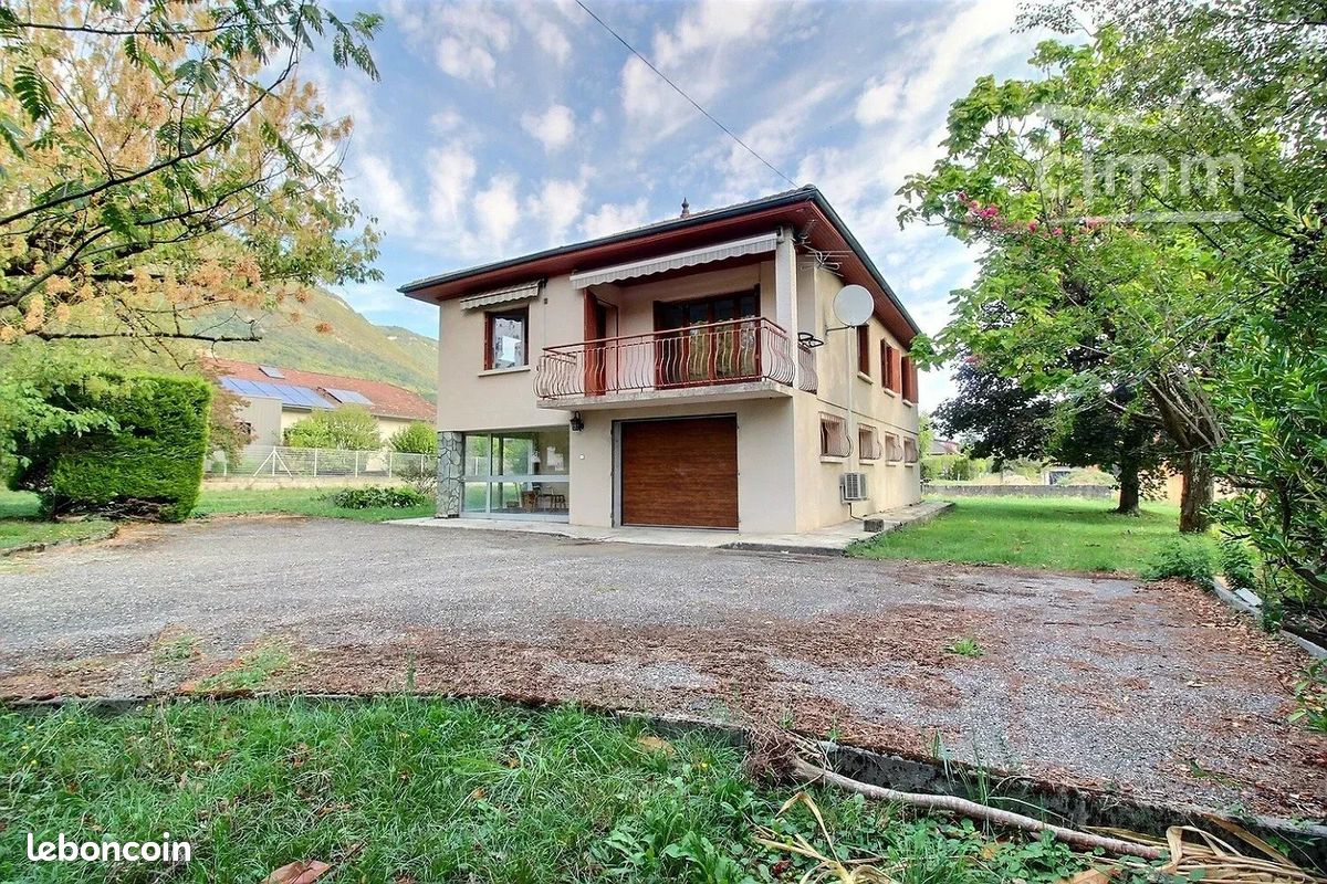 Maison 5 pièces 100 m² · à La Terrasse · 100 m² · 280 000 €