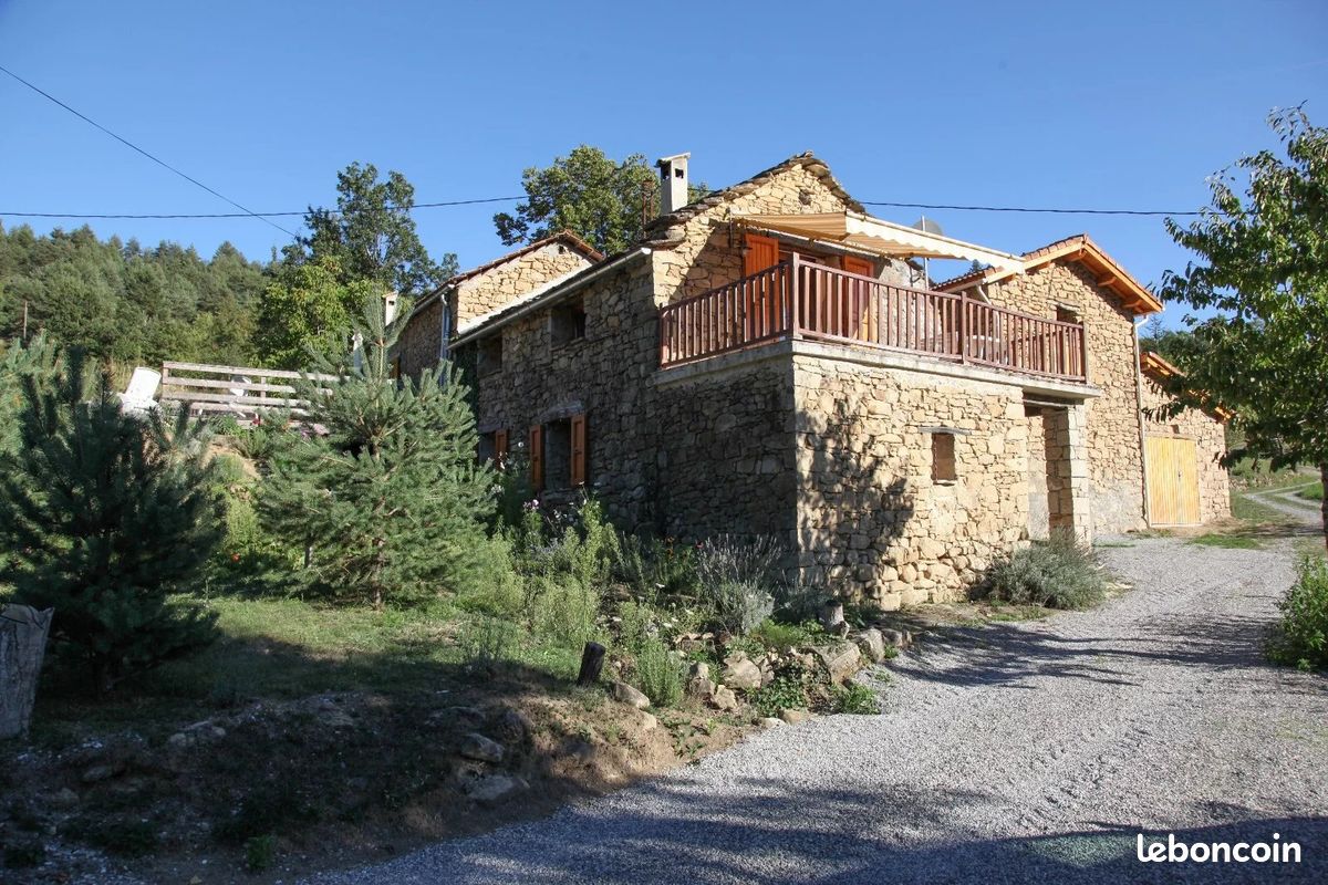 Maison 2 pièces 108 m² · à Braux · 108 m² · 250 000 €