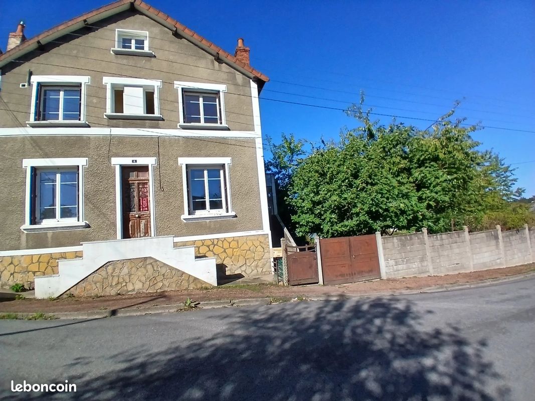 Maison 6 pièces 117 m² · à La Machine · 117 m² · 58 000 €