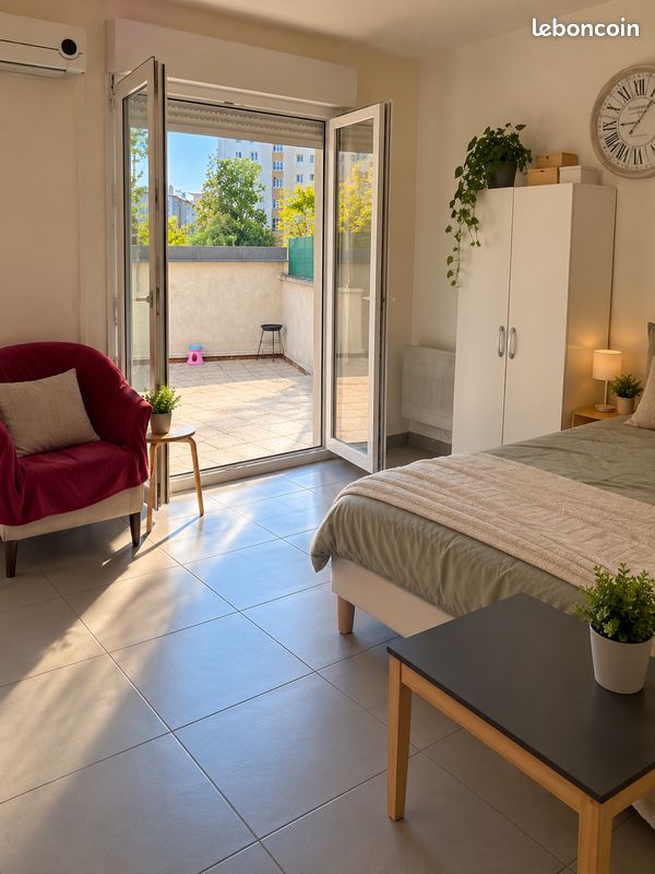 Appartement 1 pièce 25 m² · à Choisy-le-Roi · 25 m² · 900 €/mois