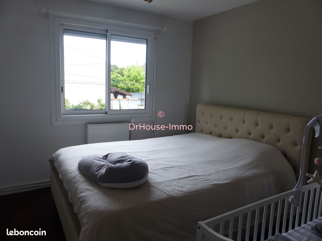 Maison a louer villenave-d'ornon - 6 pièce(s) - 130 m2 - Surfyn