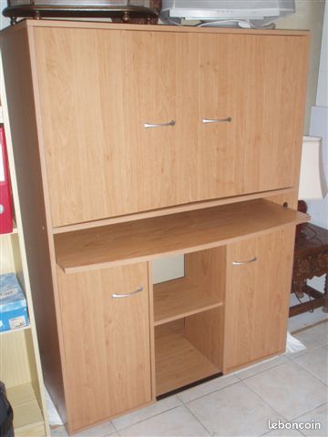 Bureau (image 1)
