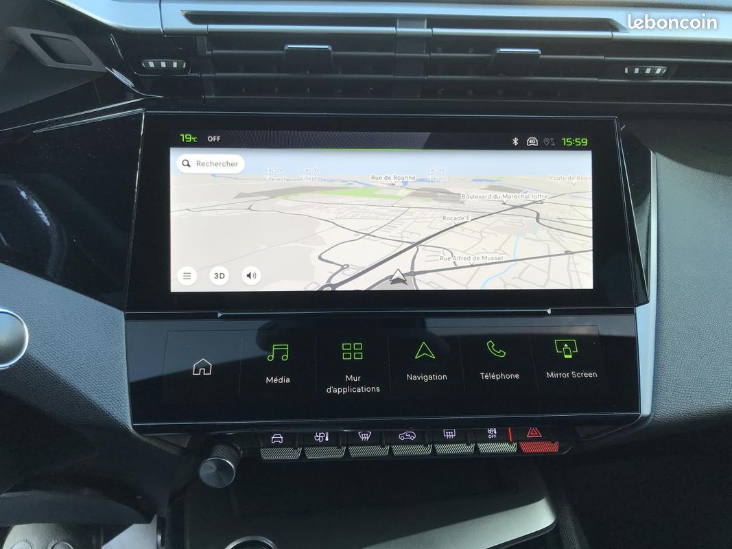 PEUGEOT 308 Hybrid 145 e-DCS6 GT (image 20)