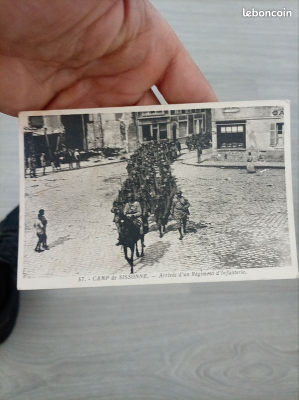 Carte postale militaire (image 1)