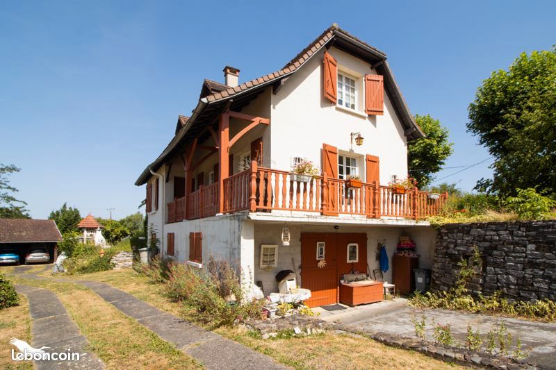 Maison 7 pièces 225 m² · à Salies-de-Béarn · 225 m² · 276 000 €