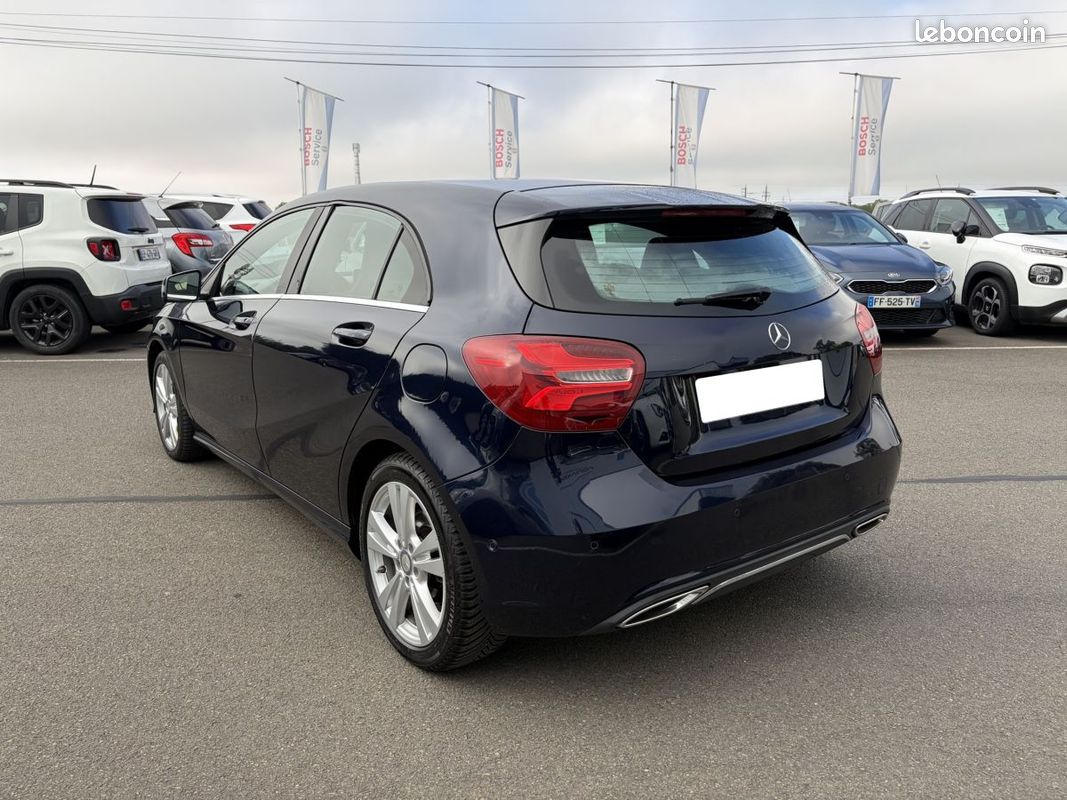 Mercedes Classe A Berline (3) A 180 d Sensation (image 2)
