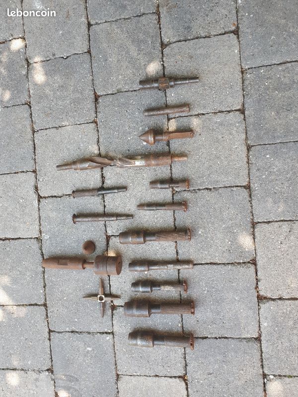 Outillage plomberie le lot 15 (image 2)