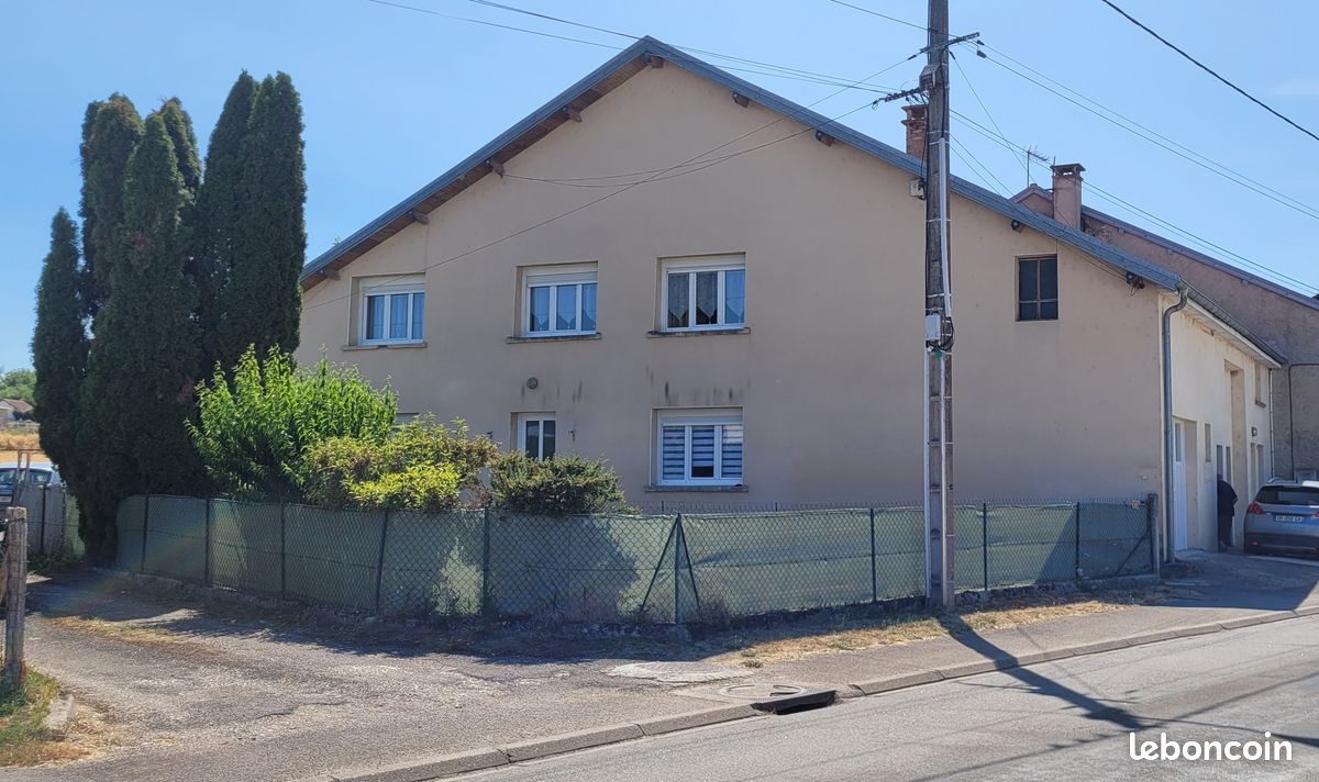 Maison 5 pièces 88 m² · à Gevigney-Et-Mercey · 88 m² · 580 €