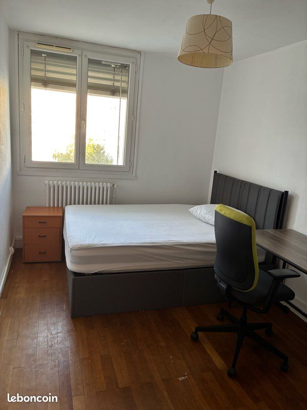 Appartement 3 pièces 59 m² · à Vaulx-en-Velin · 59 m² · 500 €/mois