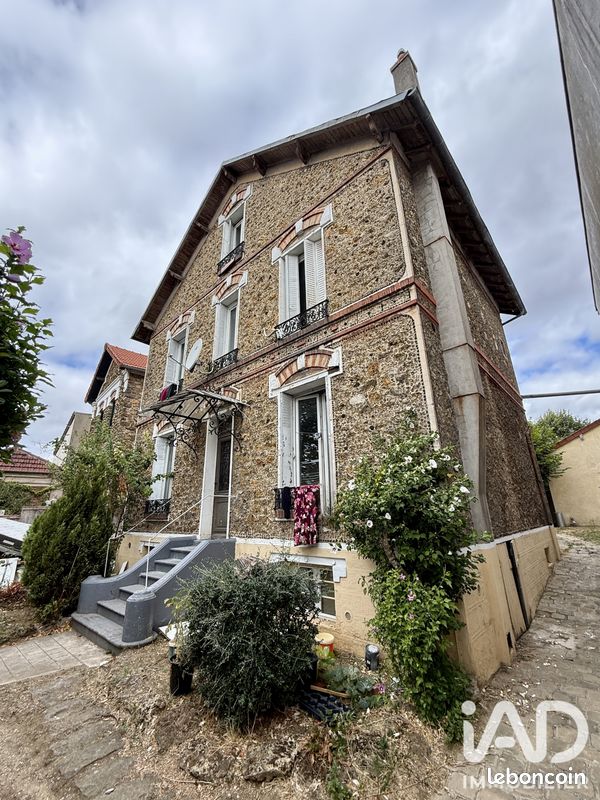 Immeuble 2 pièces 250 m² · à Saint-Michel-sur-Orge · 250 m² · 985 000 €