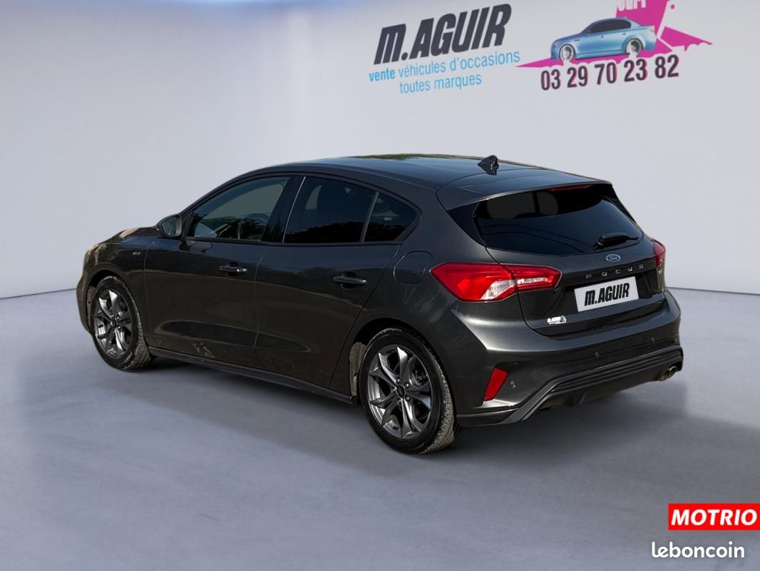 Ford Focus IV 1.0 ECOBOOST 125 S&S ST-LINE (image 4)