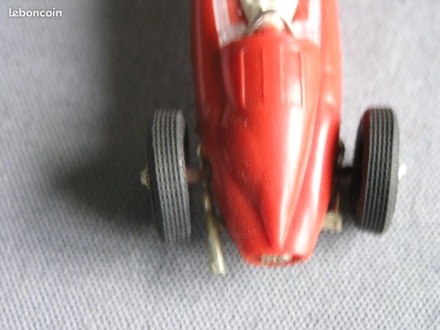 Voiture De Course F1 Ancienne En Plastique - Trouvaille De Grenier, Vintage, Occasion