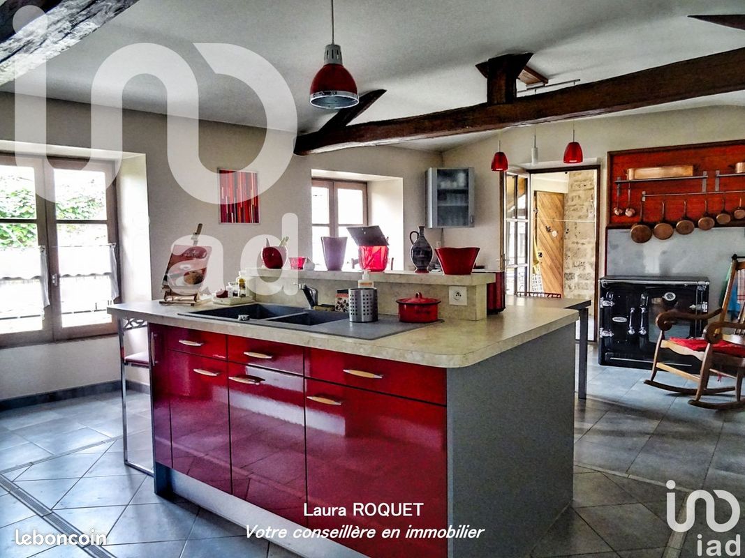 Maison 7 pièces 139 m² - Ruffec 16700 (image 3)