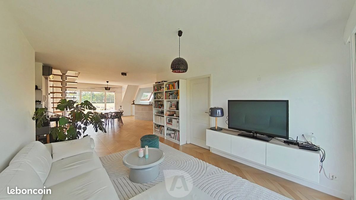 Appartement 3 pièces 102 m² · à Hégenheim · 102 m² · 349 000 €