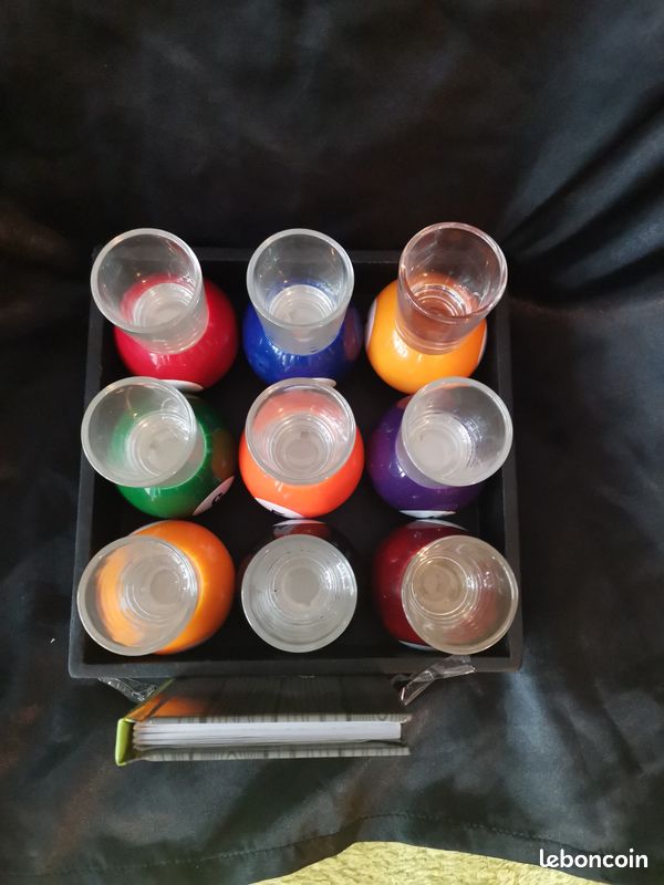 D&Z Verres à Shot De 1 Oz Avec Support, Plateau En Bambou, Lot De 6 Verres A Shot A Base Lourde Pour Whiskyvodkatequilacocktailsoju Plateau De Service Bon Accessoire Pour Barrestaurantfete