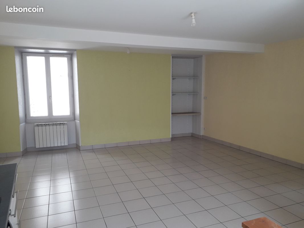 Maison 3 pièces 70 m² · à Orée d'Anjou · 70 m² · 520 €