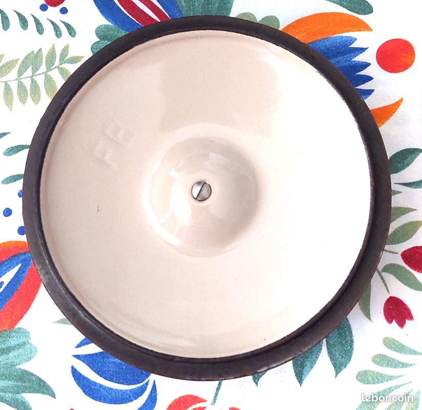 Service à fondue Le creuset rouge - Ressourcerie Histoires Sans Fin
