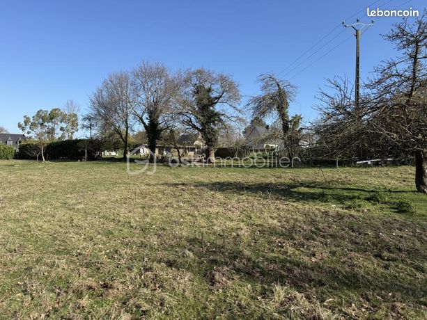 Terrain 997 m² Plelo