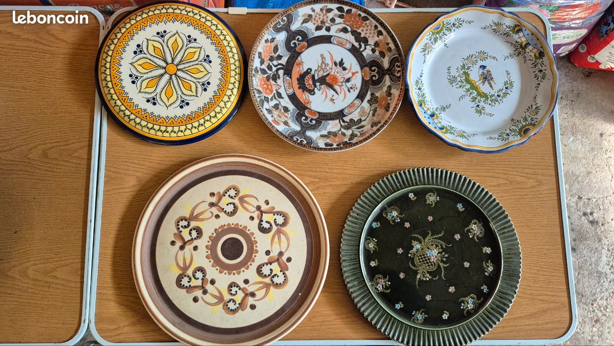 Plats anciens en céramique (image 1)