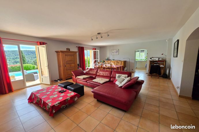 Maison 6 pièces 150 m²