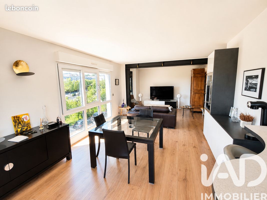 Appartement 3 pièces 84 m² · à Châtenay-Malabry · 84 m² · 369 000 €