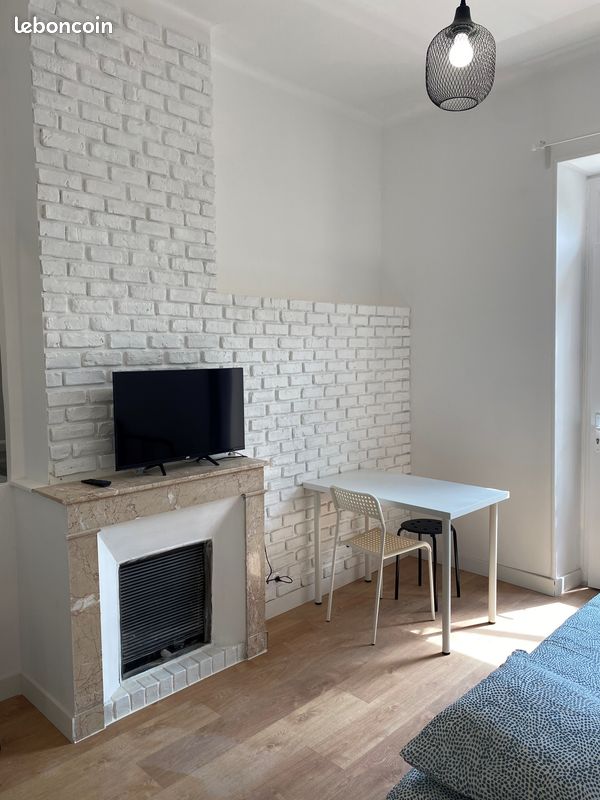 Appartement 1 pièce 19 m² · à Nîmes · 19 m² · 615 €