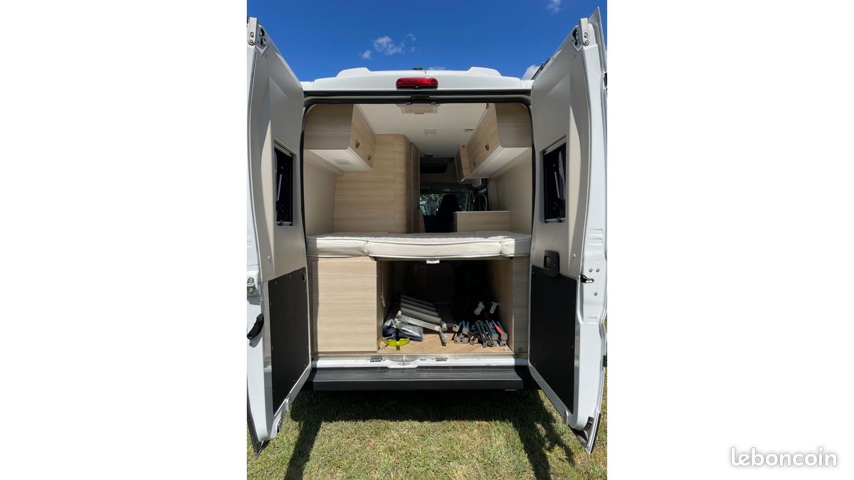 Chausson V594 First Line toit pop-up 2024 (image 12)