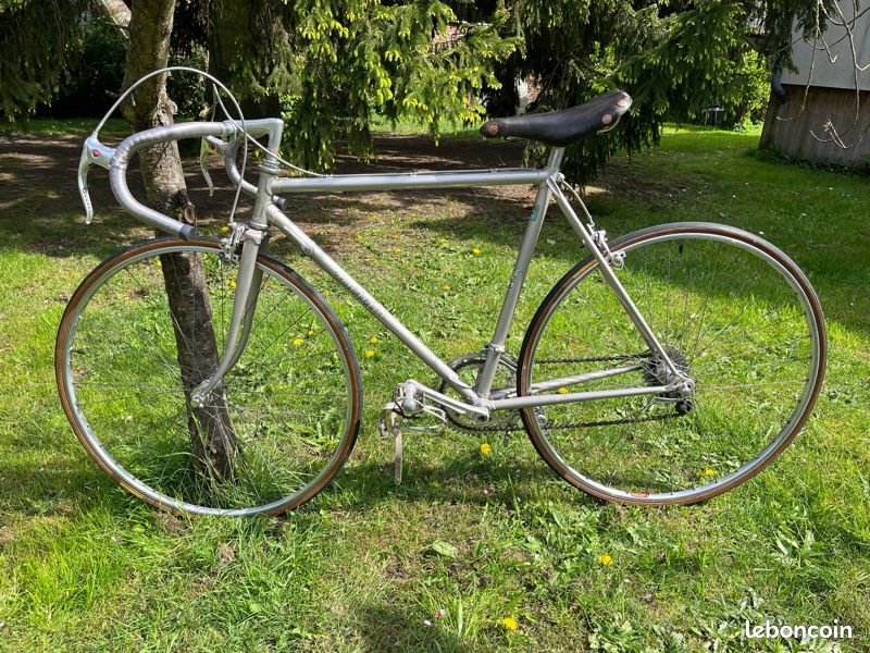 Vélo course MERCIER taille 56 , pneus neufs, aucun frais a prévoir - Vélos