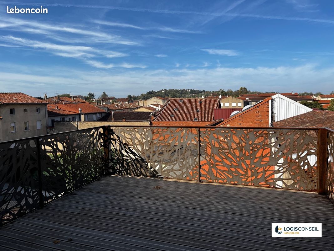 Appartement 5 pièces 83 m² · à Castres · 83 m² · 990 €
