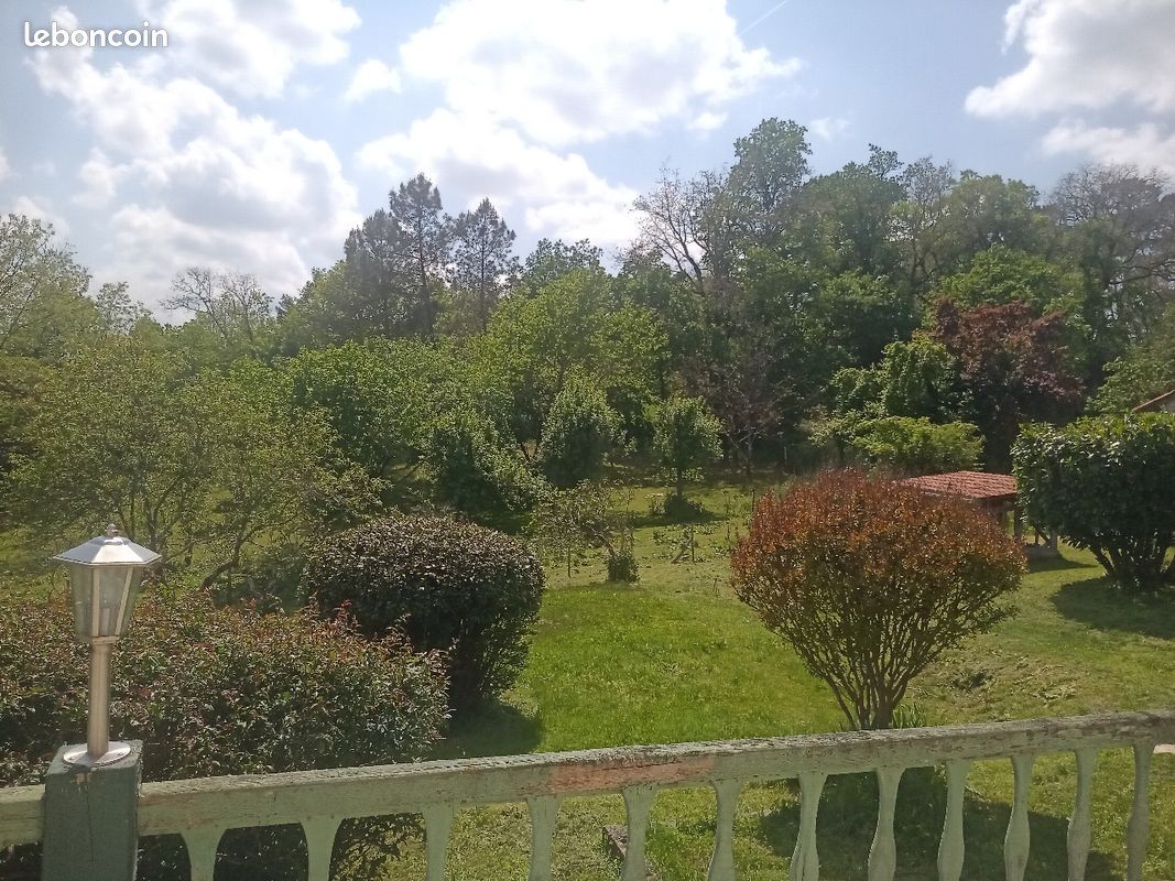 Maison à la campagne à 45 min de Bordeaux et 30 min d'Angoulême - Brossac 16480 (image principale 1)