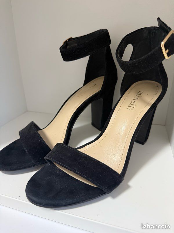 Escarpins Tout Cuir Noir Minelli Vintage - Taille 40.5, Talons Moyens