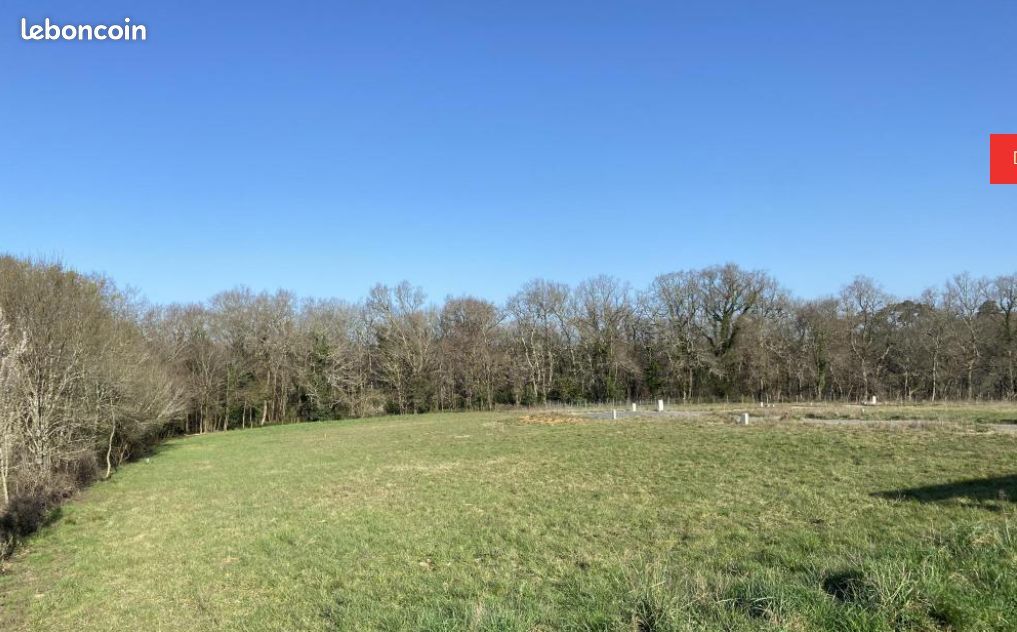 Terrain à bâtir de 700 m² à BOULIAC (33) · 272 000 €