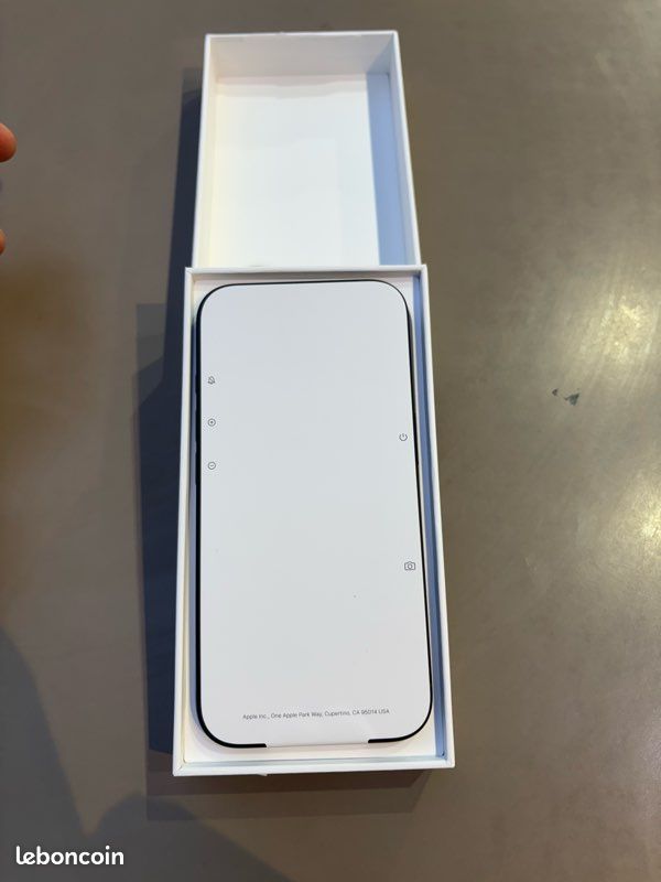 IPhone 16 128Go (image 3)