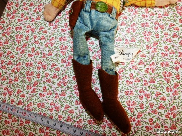 Figurine de 30 cm : Woody Toy Story (image 10)